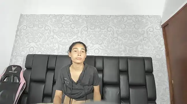 ElizaAndQuisha online show from 03-12-25, 03:51