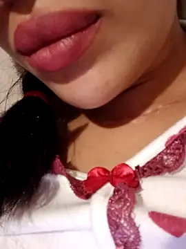 Sexlove1xo online show from 11-10-25, 01:54