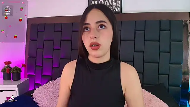 Snapshot of Lexi_Howard_ chatting on 10-24-25, 05:04 Lexi Howard  online show from 10-24-25, 05:04