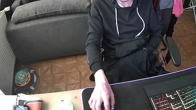 DerGeileLoveboy online show from 10-20-25, 10:59