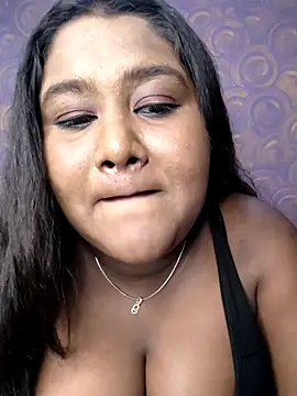 Snapshot of horny_diana chatting on 06-09-26, 05:57 horny diana online show from 06-09-26, 05:57