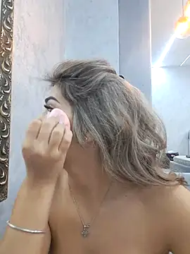 Bella Posh online show from 11-21-25, 05:50