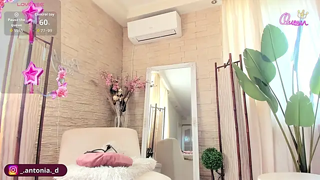 Bella Posh online show from 04-24-26, 06:49