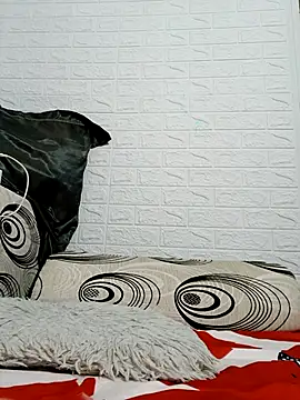 Ramona870 online show from 10-14-25, 06:47