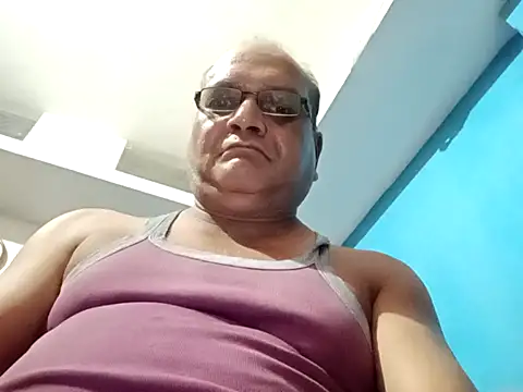 Snapshot of longsexji chatting on 03-02-25, 05:58 longsexji online show from 03-02-25, 05:58