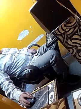 Snapshot of longsexji chatting on 03-09-25, 11:36 longsexji online show from 03-09-25, 11:36