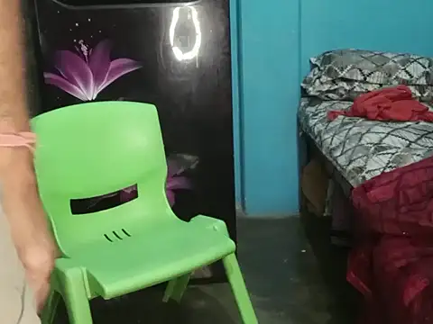 Snapshot of longsexji chatting on 10-28-25, 05:59 longsexji online show from 10-28-25, 05:59