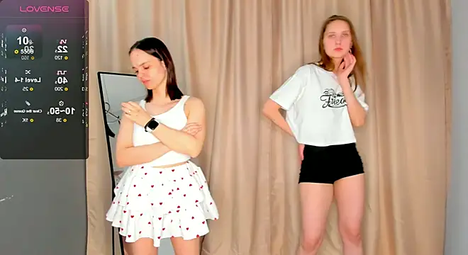 Snapshot of AislyEnderson chatting on 02-21-25, 12:27 AislyEnderson online show from 02-21-25, 12:27