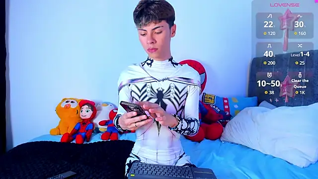 Snapshot of callum_77 chatting on 12-04-25, 09:23 callum 77 online show from 12-04-25, 09:23