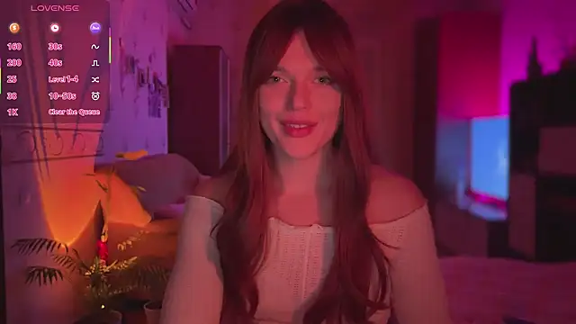 Snapshot of CherryRed_Girl chatting on 04-10-26, 09:52 CherryRed Girl online show from 04-10-26, 09:52