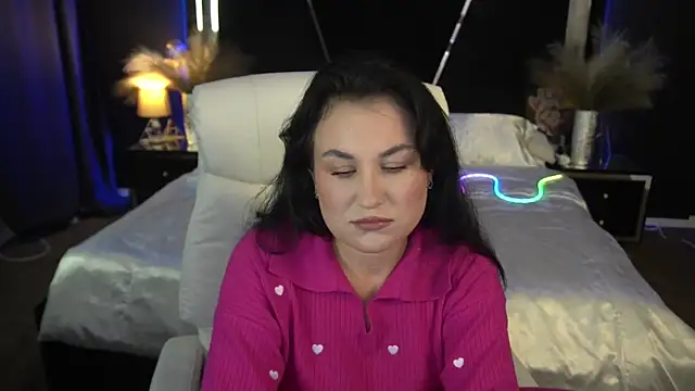 LilyFoxyy online show from 11-15-25, 01:51