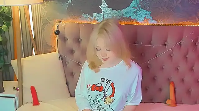 EmilyAngells online show from 06-02-26, 06:04
