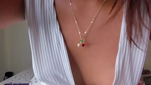 violett 24  online show from 09-08-25, 10:42