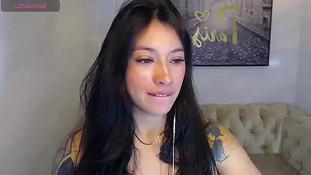Snapshot of Isabella_Collen_v chatting on 06-02-26, 01:13 Isabella Collen v online show from 06-02-26, 01:13