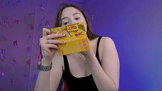 hazel sullivan online show from 04-28-26, 08:41