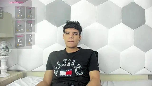 Snapshot of Axel_Forte chatting on 10-02-25, 12:45 Axel Forte online show from 10-02-25, 12:45