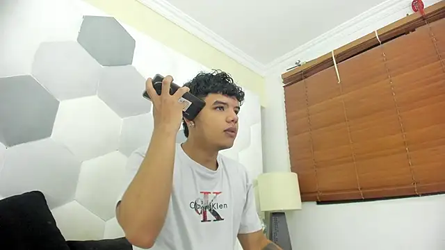 Axel Forte online show from 12-18-25, 12:33