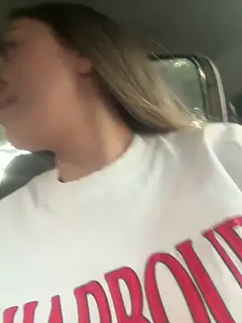 natashaleightt online show from 03-02-25, 10:48