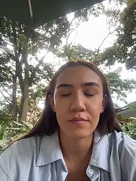 natashaleightt online show from 04-10-26, 08:02