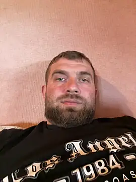 Snapshot of daniel21p chatting on 03-20-25, 04:53 daniel21p online show from 03-20-25, 04:53