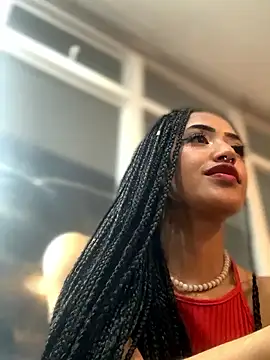 Snapshot of MichelleDiaz_Pink chatting on 02-26-25, 12:05 MichelleDiaz Pink online show from 02-26-25, 12:05