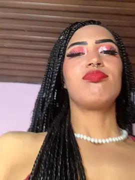 Snapshot of MichelleDiaz_Pink chatting on 03-02-25, 10:27 MichelleDiaz Pink online show from 03-02-25, 10:27