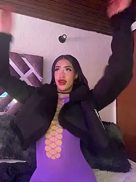 Snapshot of MichelleDiaz_Pink chatting on 10-20-25, 08:31 MichelleDiaz Pink online show from 10-20-25, 08:31
