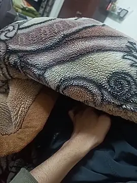 Delhi BoyBigcock online show from 12-18-25, 05:30