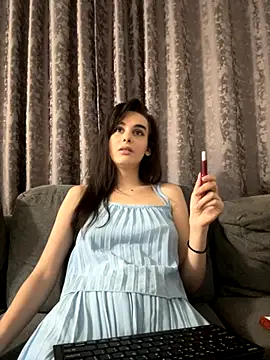 Snapshot of Mazzekyn chatting on 09-20-25, 04:52 Mazzekyn online show from 09-20-25, 04:52