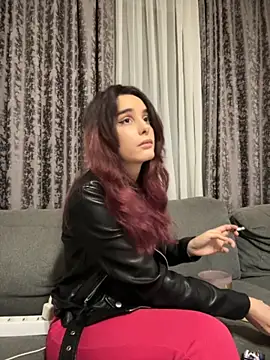 Snapshot of Mazzekyn chatting on 10-11-25, 06:06 Mazzekyn online show from 10-11-25, 06:06