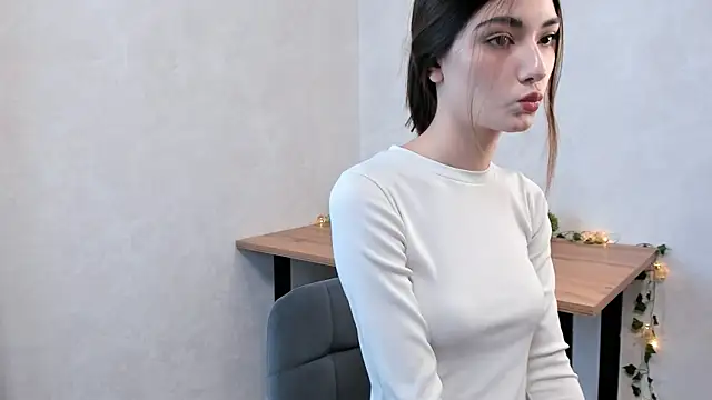 Snapshot of FloraEves chatting on 03-01-25, 04:15 FloraEves online show from 03-01-25, 04:15