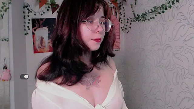 Snapshot of _miraclecattt_ chatting on 10-09-25, 01:31 miraclecattt online show from 10-09-25, 01:31