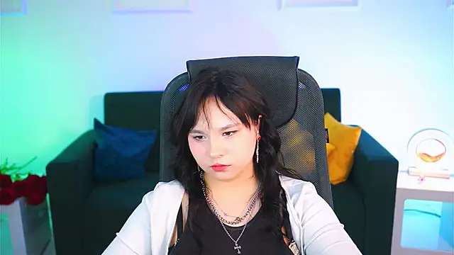 Snapshot of HanaWise chatting on 02-26-25, 02:14 HanaWise online show from 02-26-25, 02:14