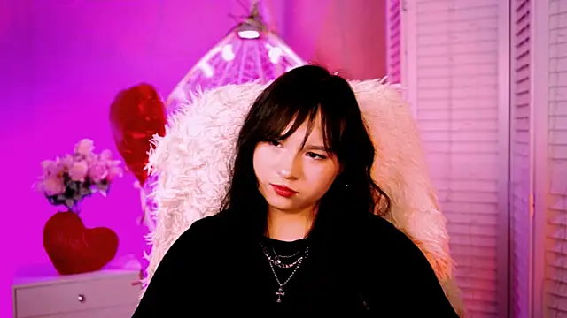 Snapshot of HanaWise chatting on 02-27-25, 02:21 HanaWise online show from 02-27-25, 02:21