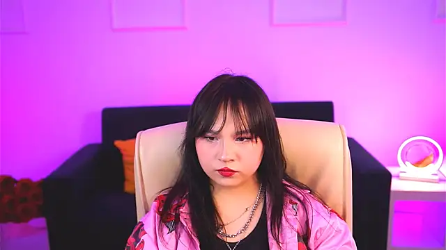 Snapshot of HanaWise chatting on 03-07-25, 08:13 HanaWise online show from 03-07-25, 08:13