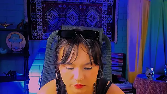 Snapshot of HanaWise chatting on 03-16-25, 06:34 HanaWise online show from 03-16-25, 06:34