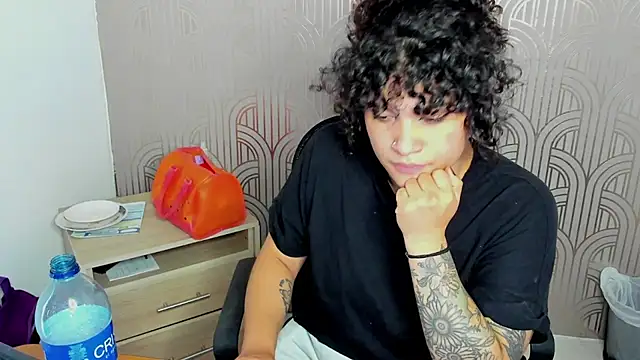 BloodyMaary  online show from 02-26-25, 06:54