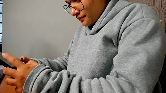 BloodyMaary  online show from 03-17-25, 11:42