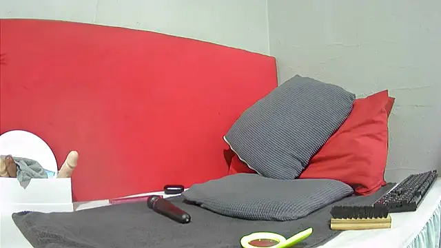 tasha97x online show from 02-10-26, 05:11