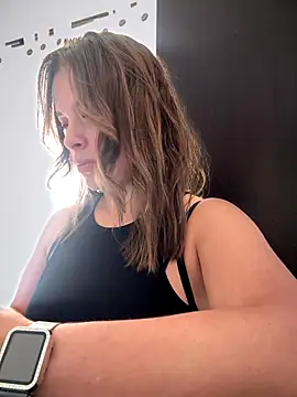 gynna kimera online show from 09-24-25, 03:15