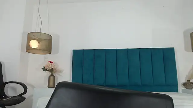 AnnHouston1 online show from 02-27-25, 11:41