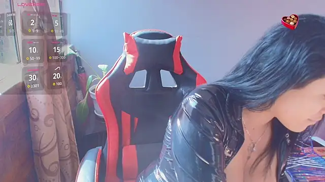 SophiTay online show from 09-13-25, 01:11