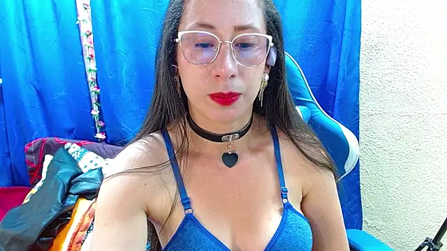 Gia leinn online show from 04-11-26, 09:52