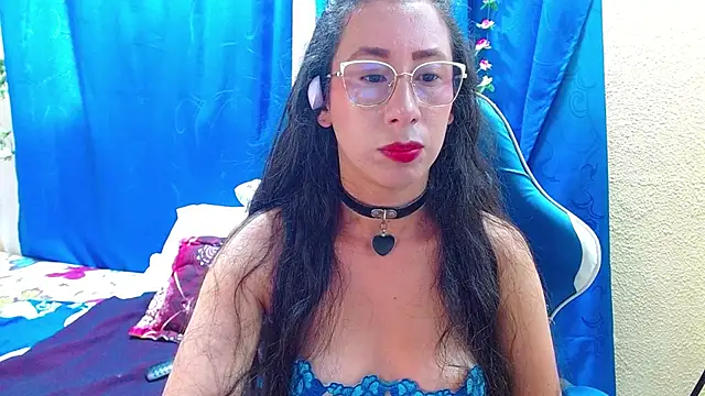 Snapshot of Gia_leinn chatting on 05-30-26, 07:00 Gia leinn online show from 05-30-26, 07:00