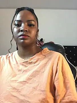 Snapshot of ValerieBlakee chatting on 01-11-26, 06:13 ValerieBlakee online show from 01-11-26, 06:13