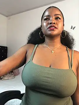 Snapshot of ValerieBlakee chatting on 03-03-26, 06:03 ValerieBlakee online show from 03-03-26, 06:03