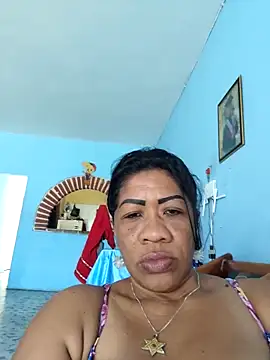 Tocameamor online show from 11-21-25, 03:22