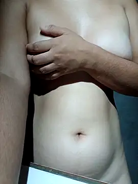 meddy delicinha online show from 02-22-26, 04:24