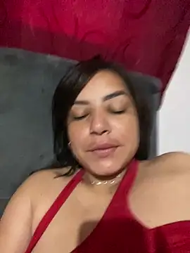 Snapshot of Sara_chanel92 chatting on 10-25-25, 12:23 Sara chanel92 online show from 10-25-25, 12:23