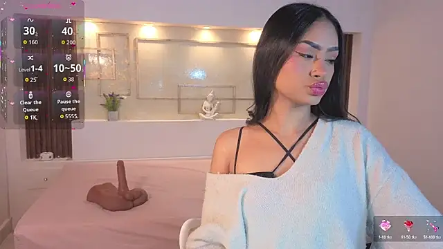 Snapshot of ChloeMoon9 chatting on 09-20-25, 12:17 ChloeMoon9 online show from 09-20-25, 12:17